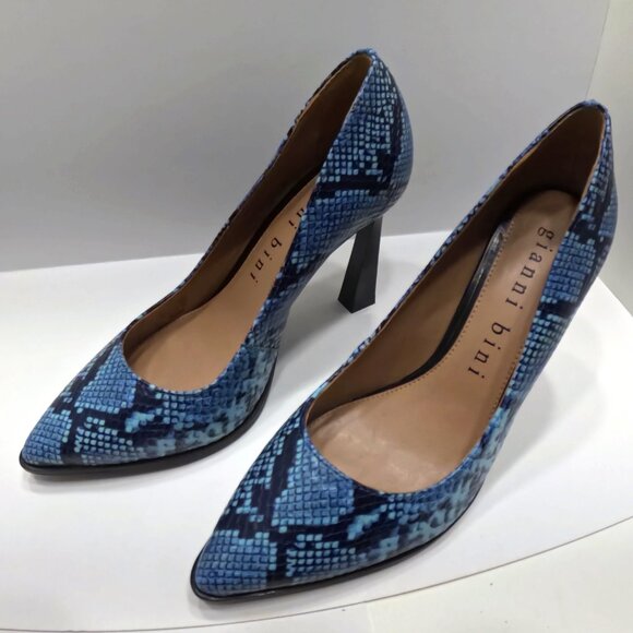 GIANNI BINNI HEELS SIZE 6.5 WOMEN SHOE  FAUX SNAKESKIN BLUE & BLACK PATTERN - Picture 2 of 4